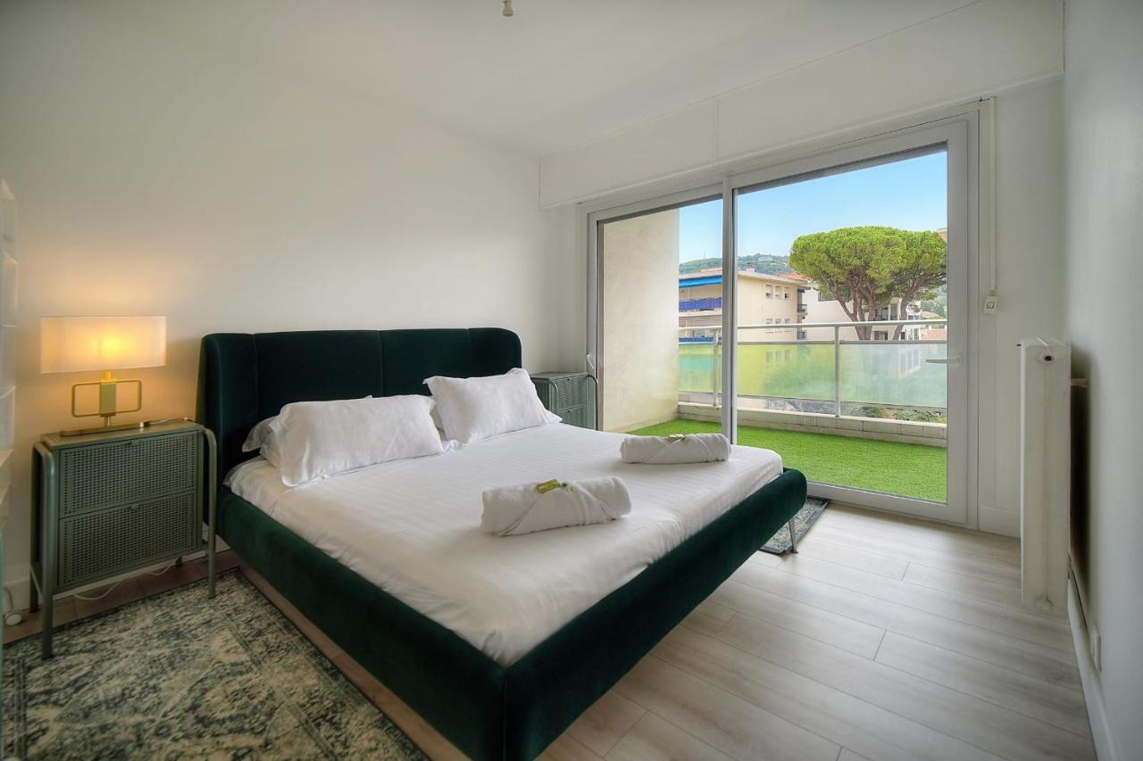 Immogroom - Terrace - Near Shops - Parking - Wifi - Ac Livingroom Appartamento