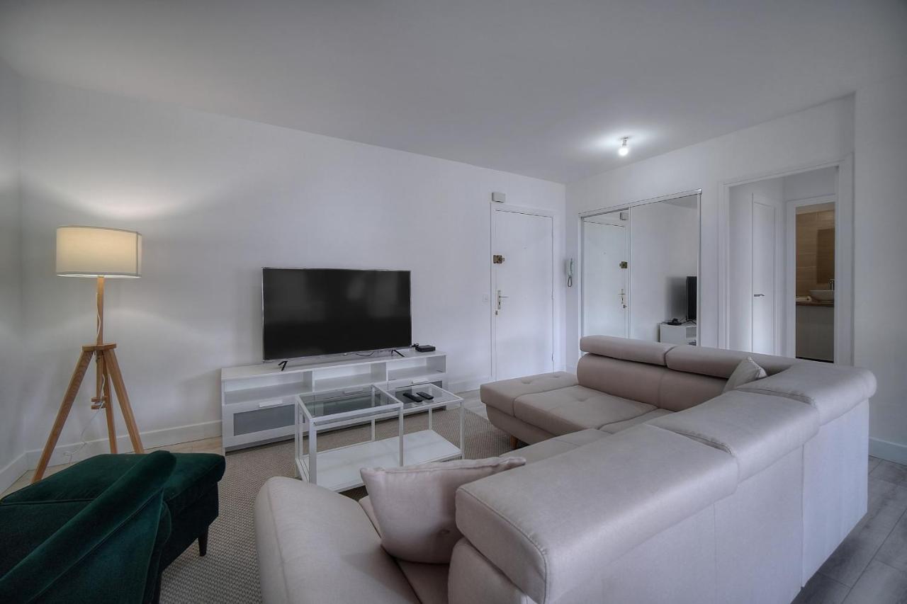 Appartamento Immogroom - Terrace - Near Shops - Parking - Wifi - Ac Livingroom *